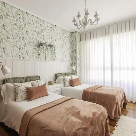 Elegant In Getxo * Las Arenas (Getxo)
