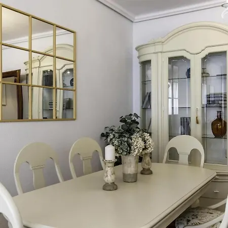 Elegant In Getxo * Las Arenas (Getxo)