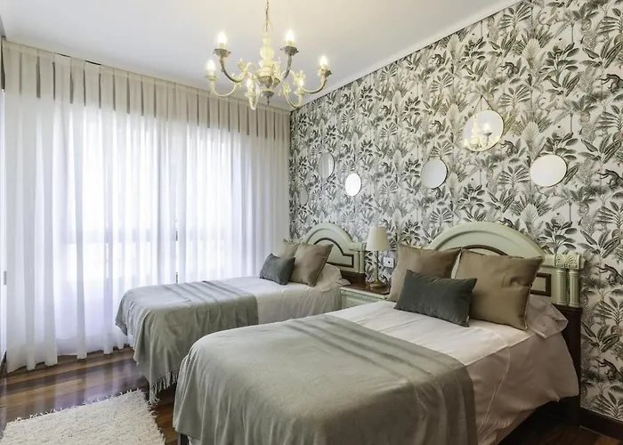 Elegant In Getxo Apartament *