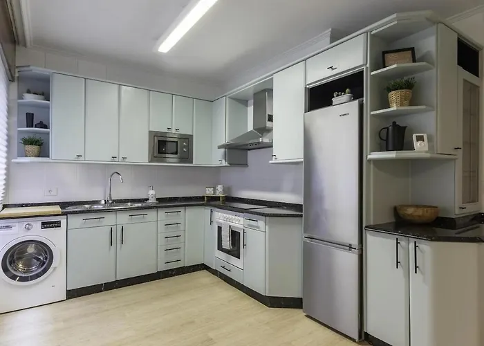 Elegant In Getxo * Las Arenas